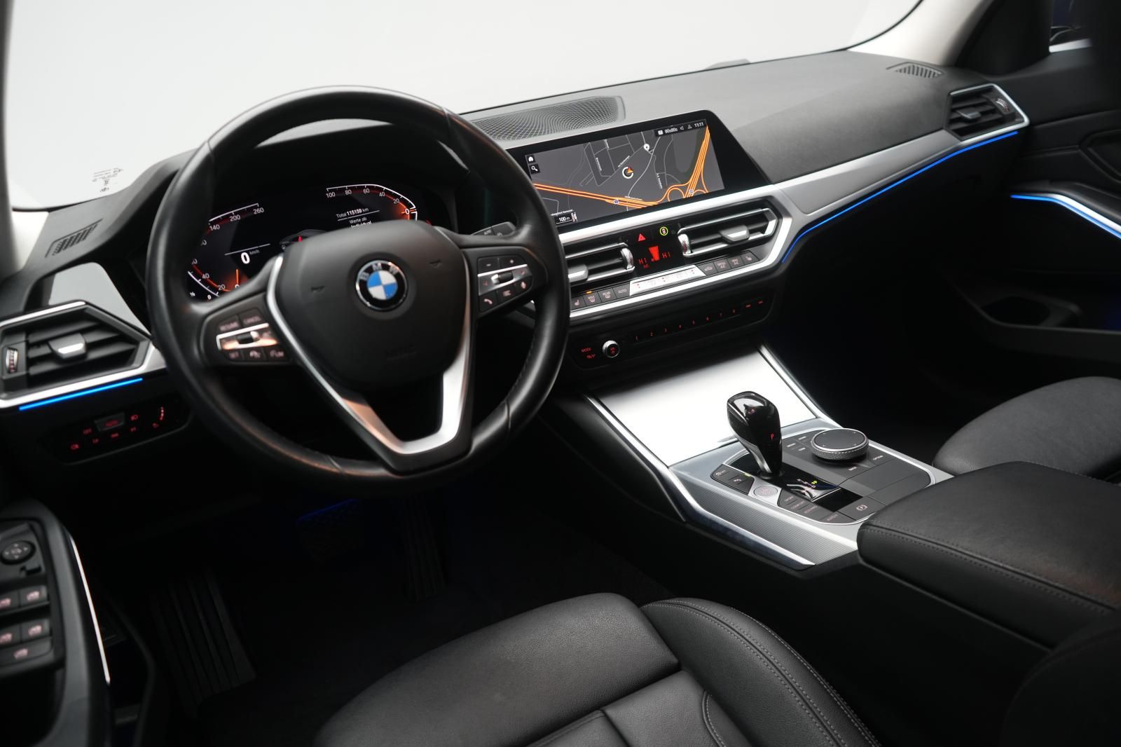 BMW 318 d Touring Sport Line Leder/ACC/Virtual/Carpl foto 13