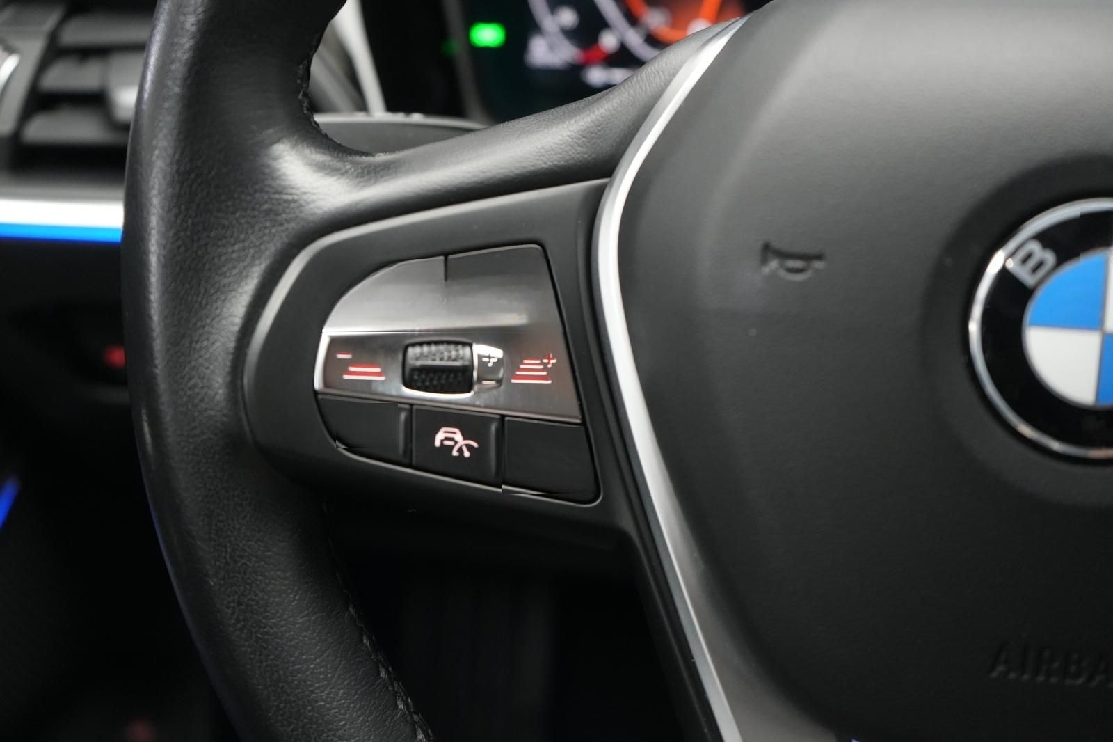 BMW 318 d Touring Sport Line Leder/ACC/Virtual/Carpl foto 19