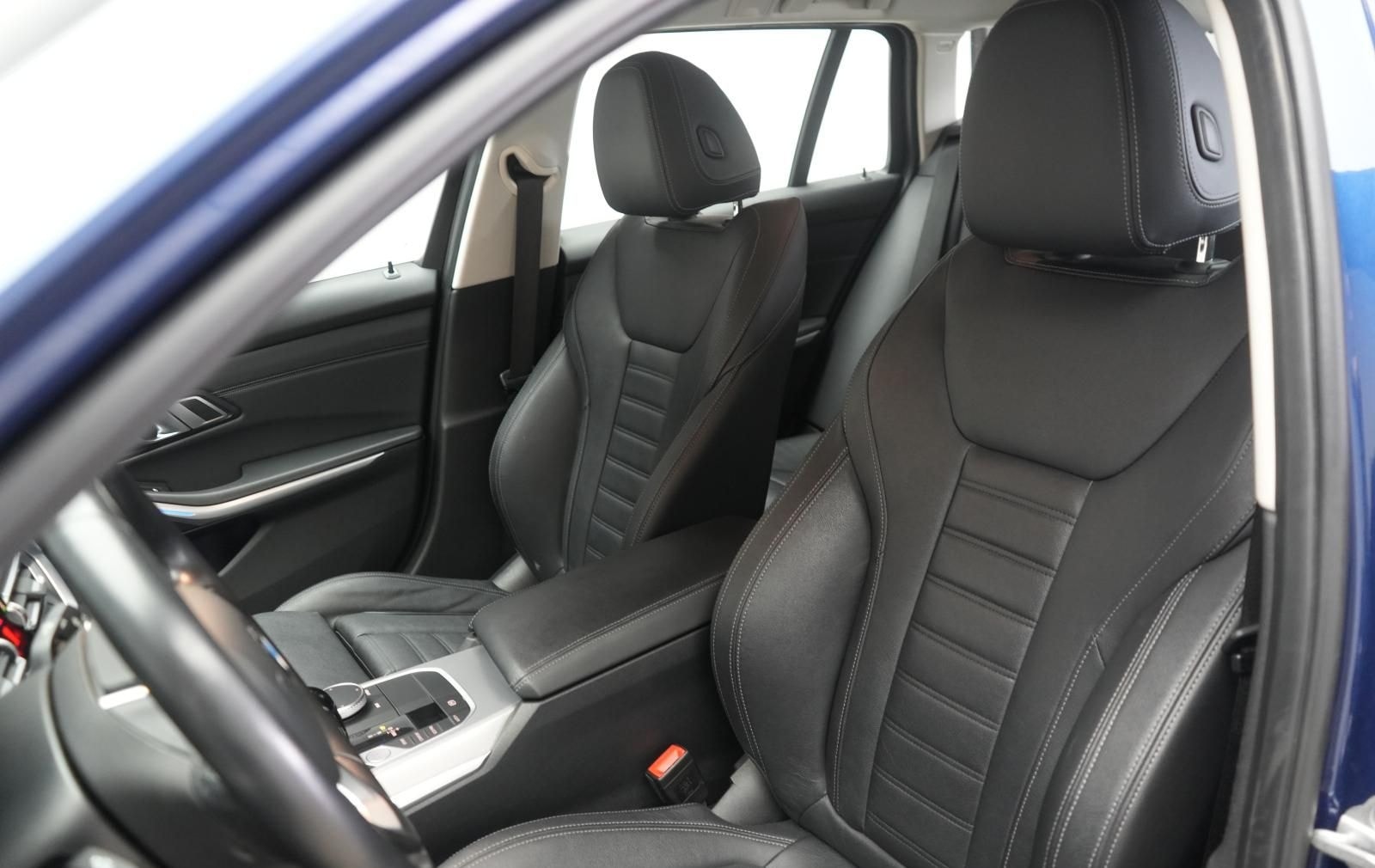 BMW 318 d Touring Sport Line Leder/ACC/Virtual/Carpl foto 10