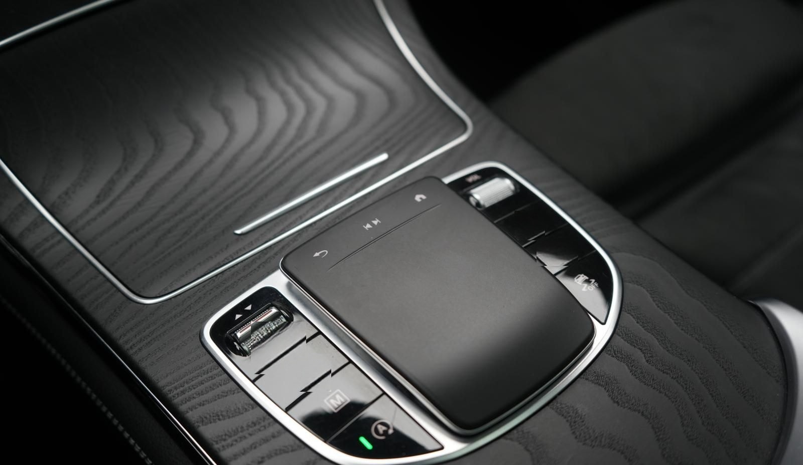 Mercedes-Benz GLC 300 d 4Matic 9G-Tronic AMG Distronic/Kamera/ foto 19