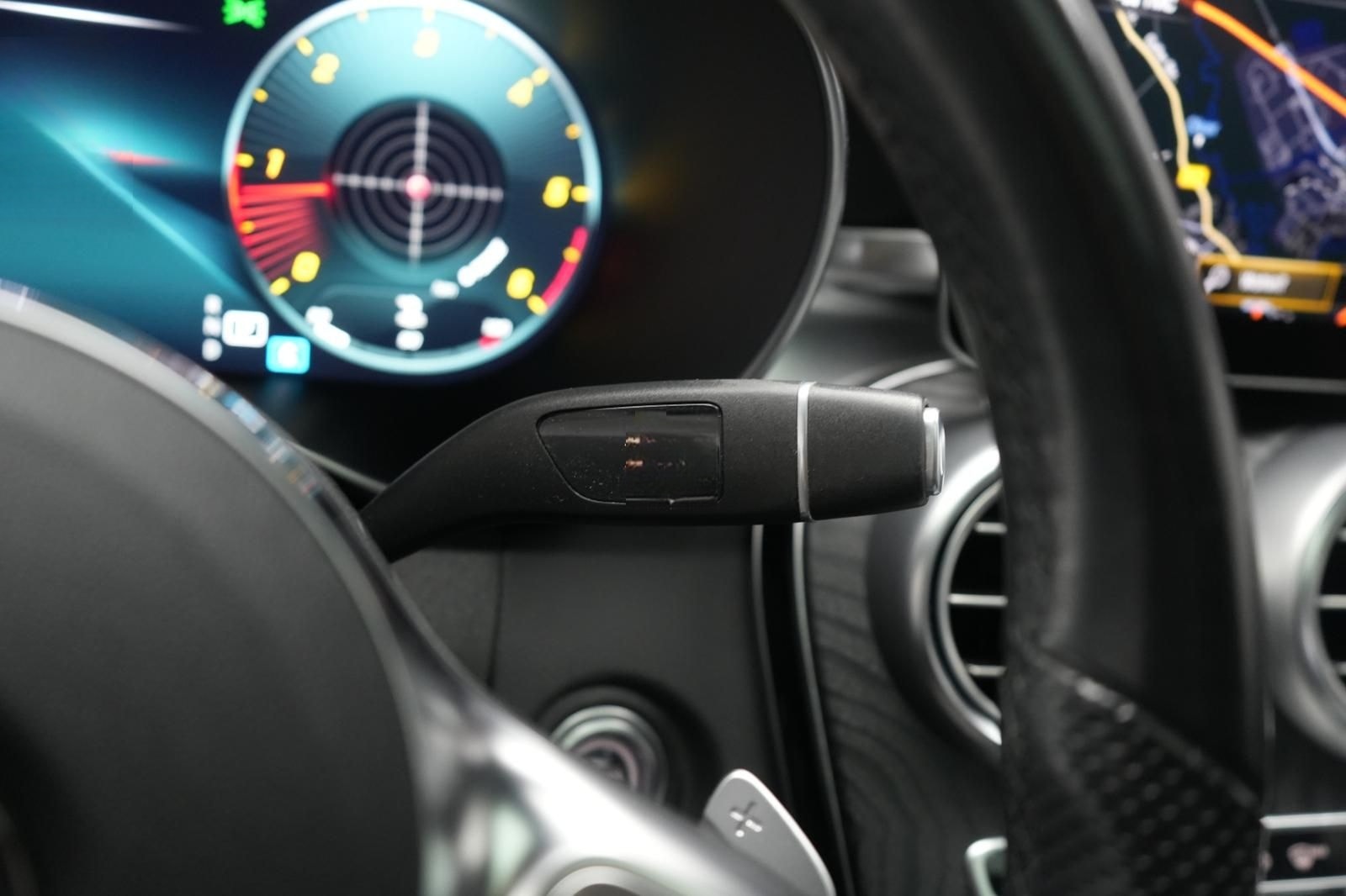 Mercedes-Benz GLC 300 d 4Matic 9G-Tronic AMG Distronic/Kamera/ foto 22