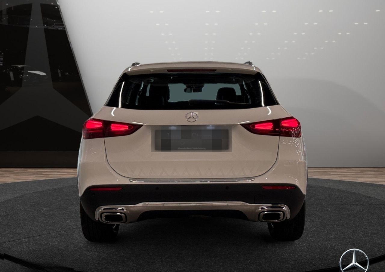 Mercedes-Benz GLA 180 Prog. Adv./PANO/AHK/MULTI/DISTR/SPUR/360 foto 9