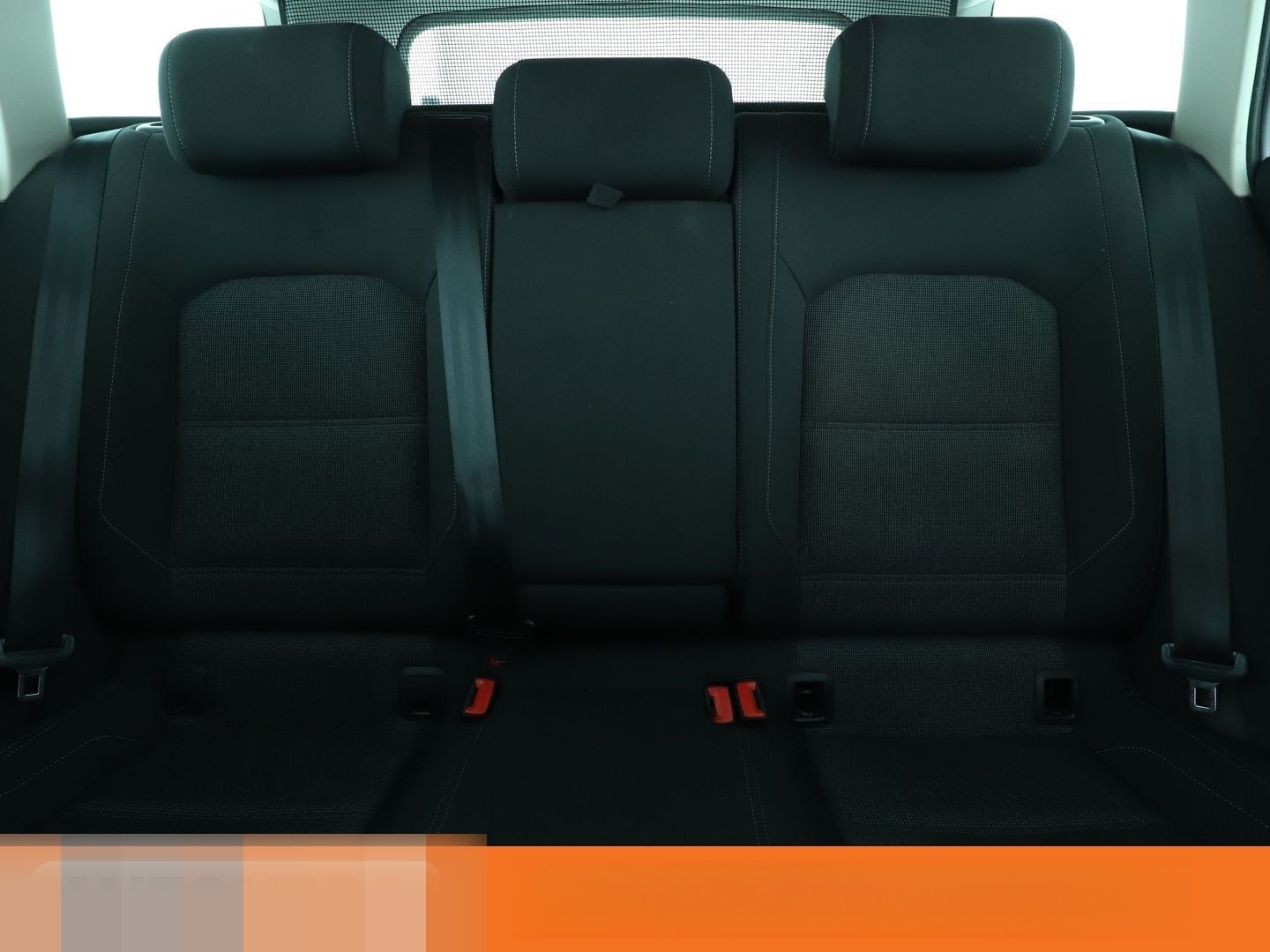 Volkswagen Passat 2.0 TDI Comfortline BlueMotion Aut.*NAVI* foto 16