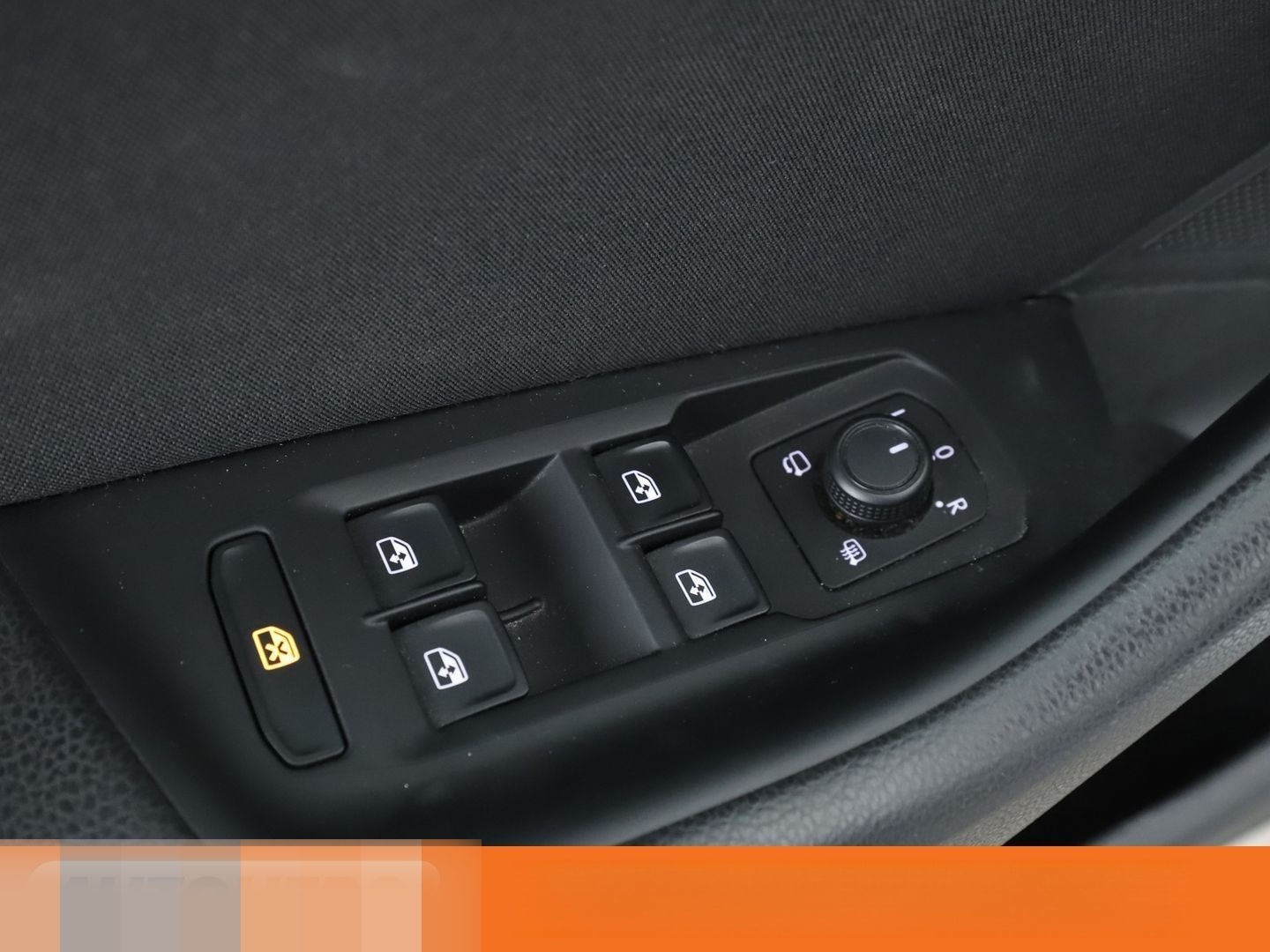 Volkswagen Passat 2.0 TDI Comfortline BlueMotion Aut.*NAVI* foto 24