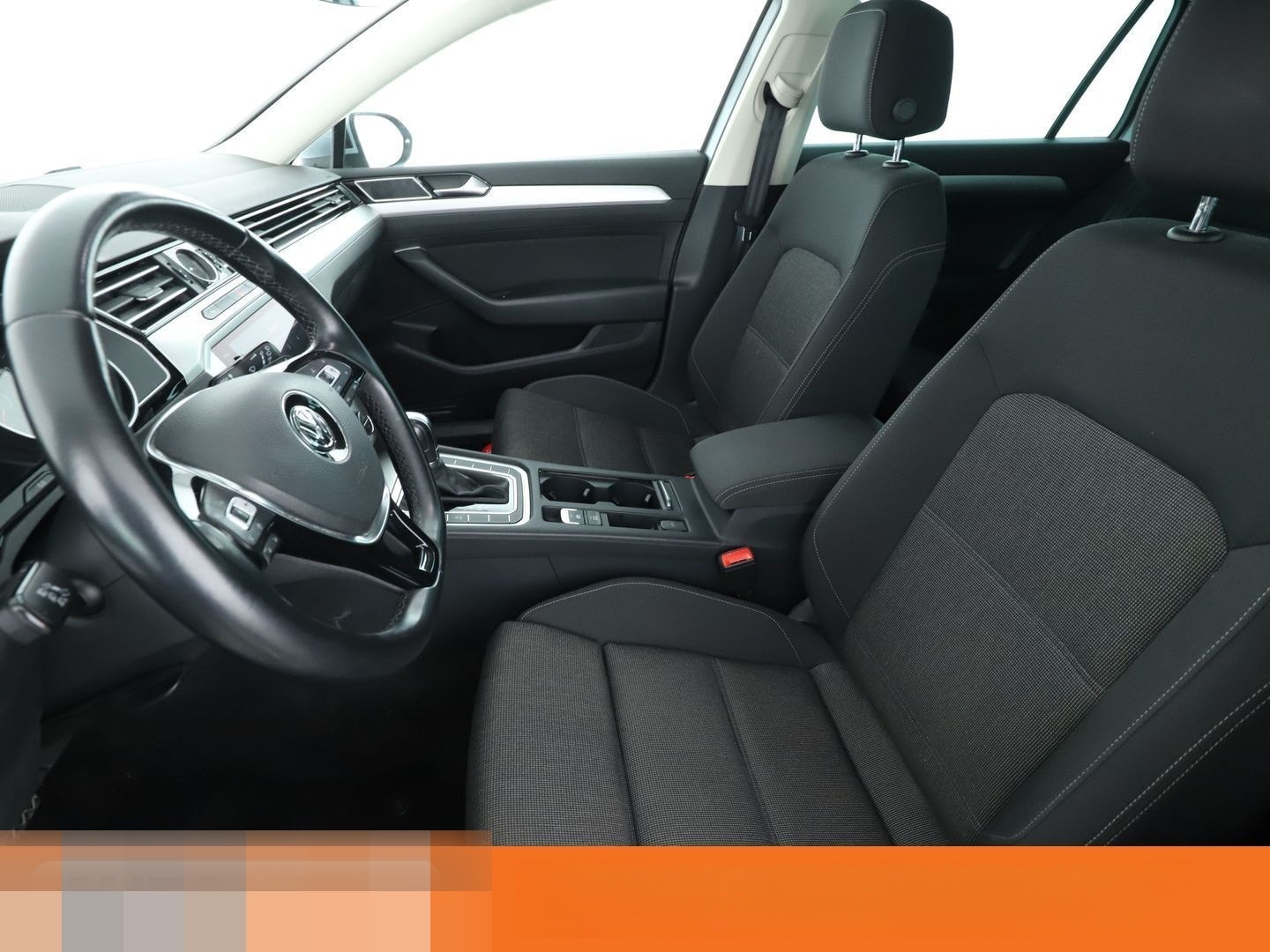 Volkswagen Passat 2.0 TDI Comfortline BlueMotion Aut.*NAVI* foto 10