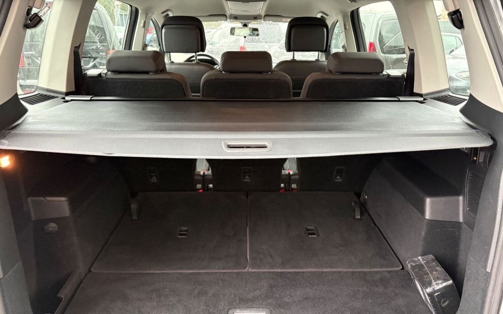 Volkswagen Touran Comfortline BMT *7-SITZER/AHK/NAVI* foto 16