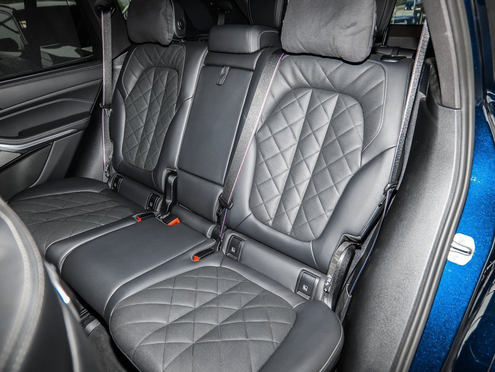 BMW X5 xDrive40d MSportPro 7-Sitz AHK Pano Luftfeder foto 19