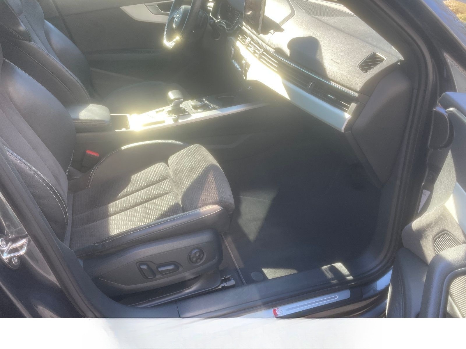 Audi A4 2.0 TFSI Sport Avant LED CAM Navi AHK STH foto 7