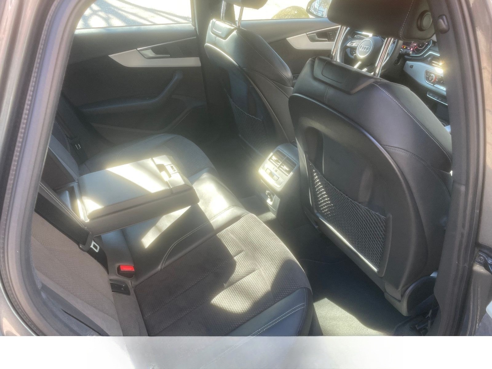 Audi A4 2.0 TFSI Sport Avant LED CAM Navi AHK STH foto 8