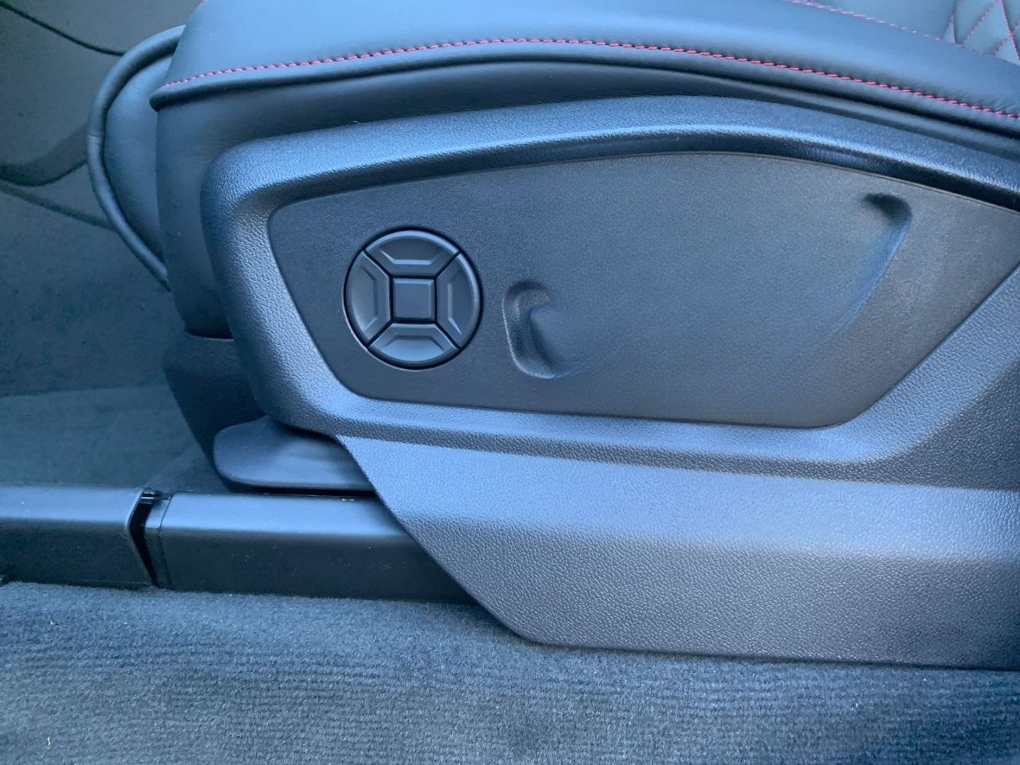 Audi Q8 quattro tiptronic 50 TDI qu.Allradlkg+AHZ+Pan foto 20