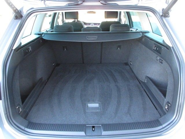 Volkswagen Passat Variant Nav AHK Pano E-Klappe Matrix-LED foto 12