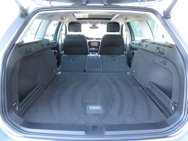 Volkswagen Passat Variant Nav AHK Pano E-Klappe Matrix-LED foto 15