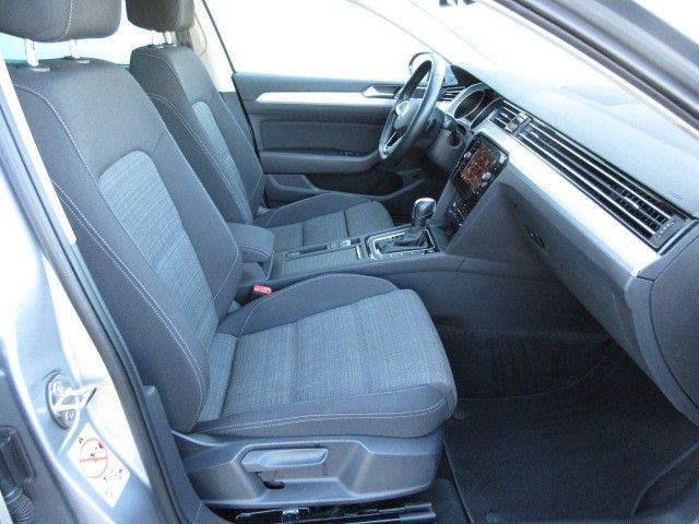 Volkswagen Passat Variant Nav AHK Pano E-Klappe Matrix-LED foto 9
