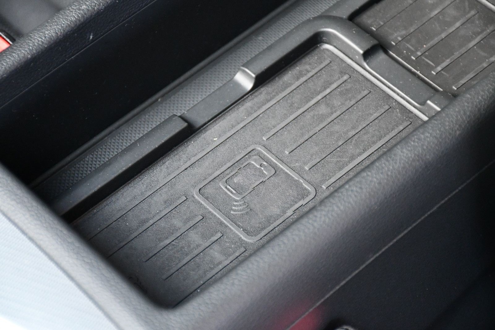 Audi A4 Avant sport Aut. S-Line MMI Virtual Akustik foto 24