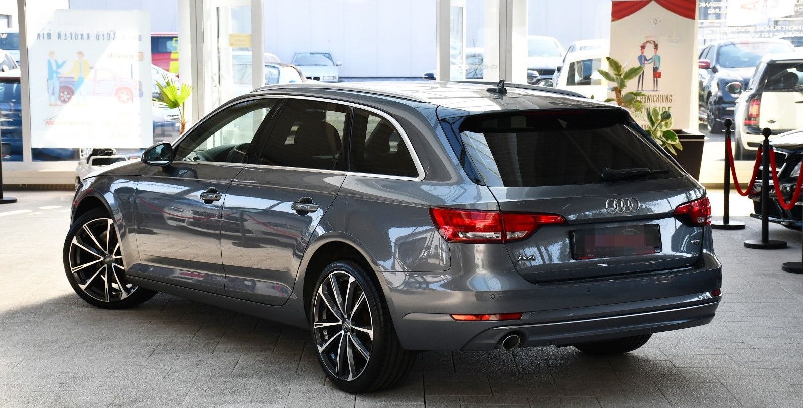 Audi A4 Avant sport Aut. S-Line MMI Virtual Akustik foto 4