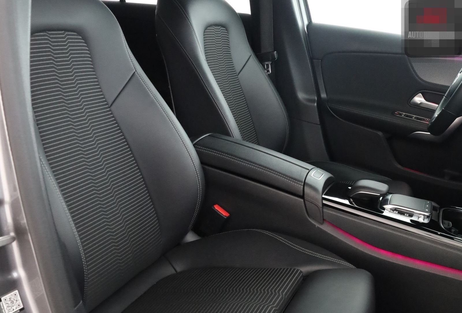 Mercedes-Benz A 200 PROGRESSIVE AMBIENTE,TOTWINKEL,CARPLAY foto 11