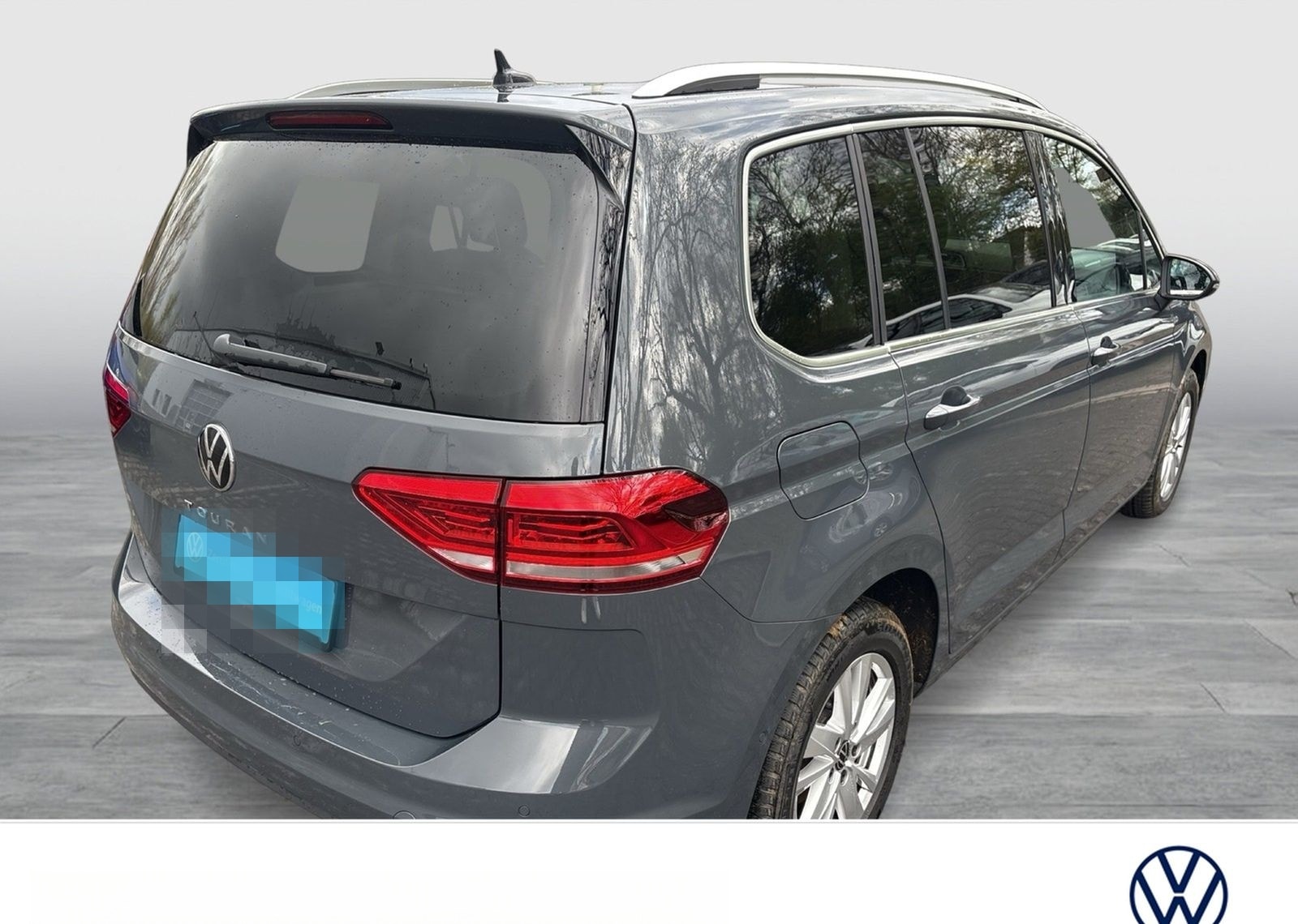Volkswagen Touran 2.0 HIGHLINE AHK PANO NAVI CARPLAY foto 4