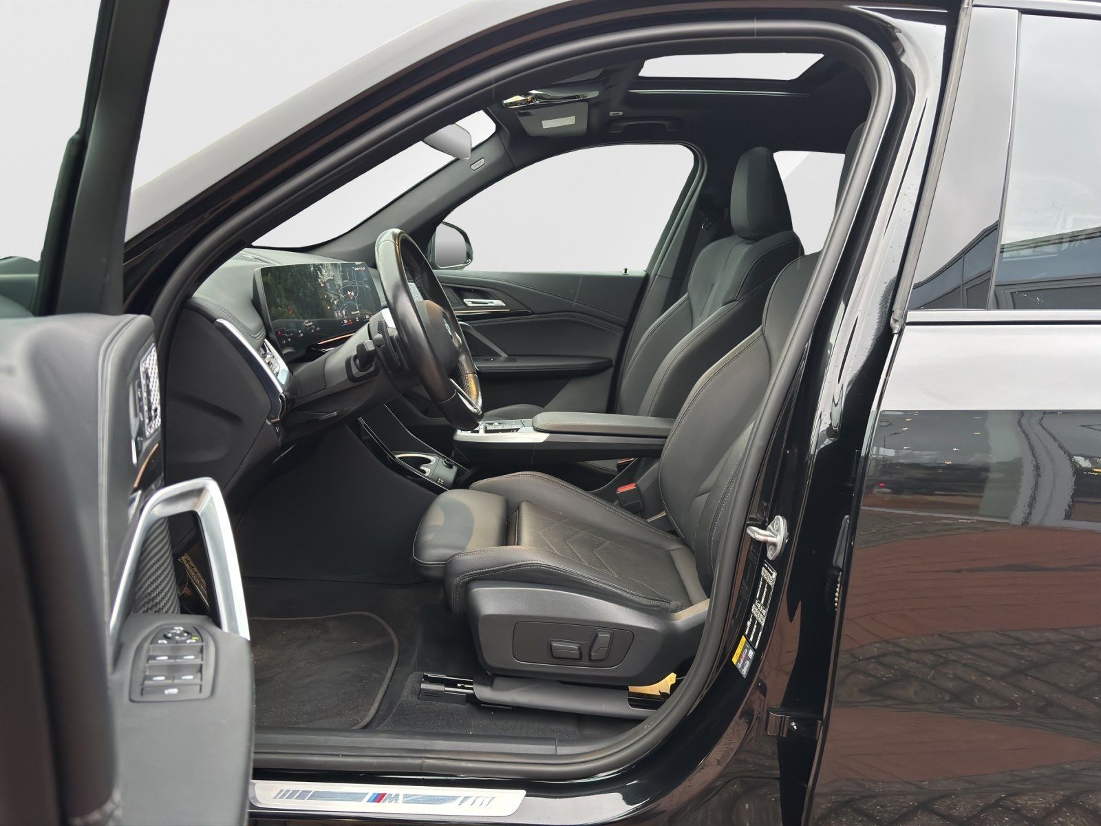 BMW iX1 xDrive30 M Sport | AHK | Memory | HarmanK |  foto 10