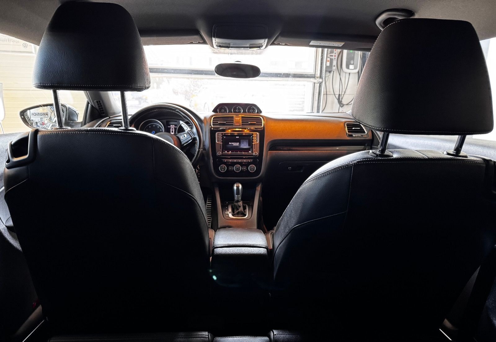 Volkswagen Scirocco 2,0TSI R , Leder,Navi,SoundSystem foto 16