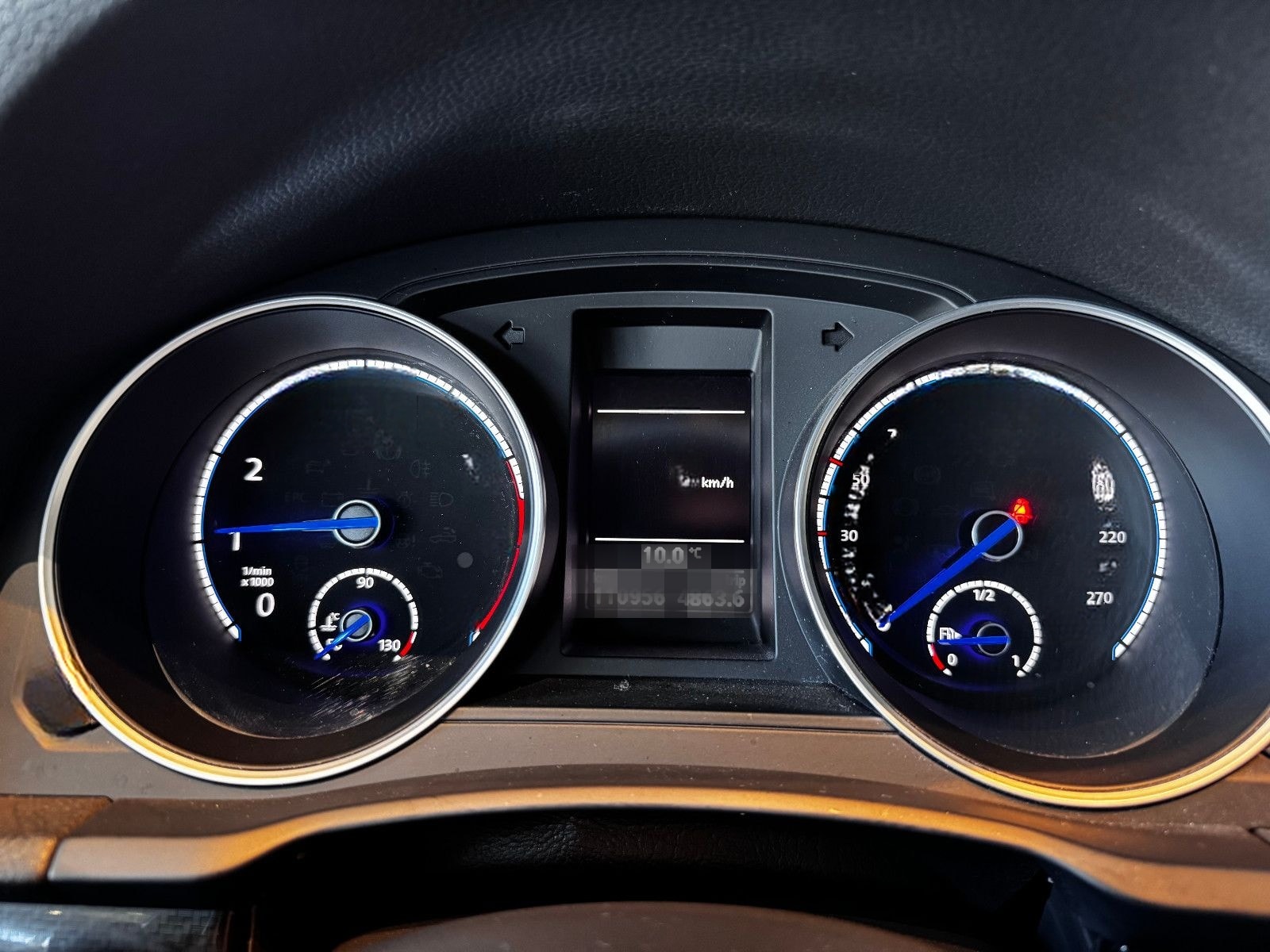 Volkswagen Scirocco 2,0TSI R , Leder,Navi,SoundSystem foto 9