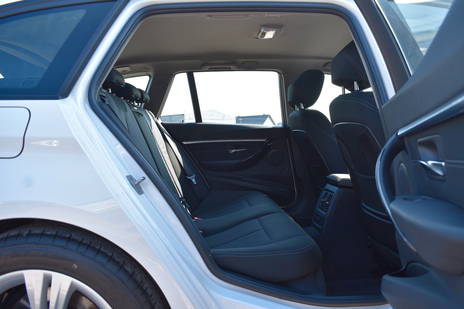 BMW 320 d Touring Sport Line Automatik AHK foto 25