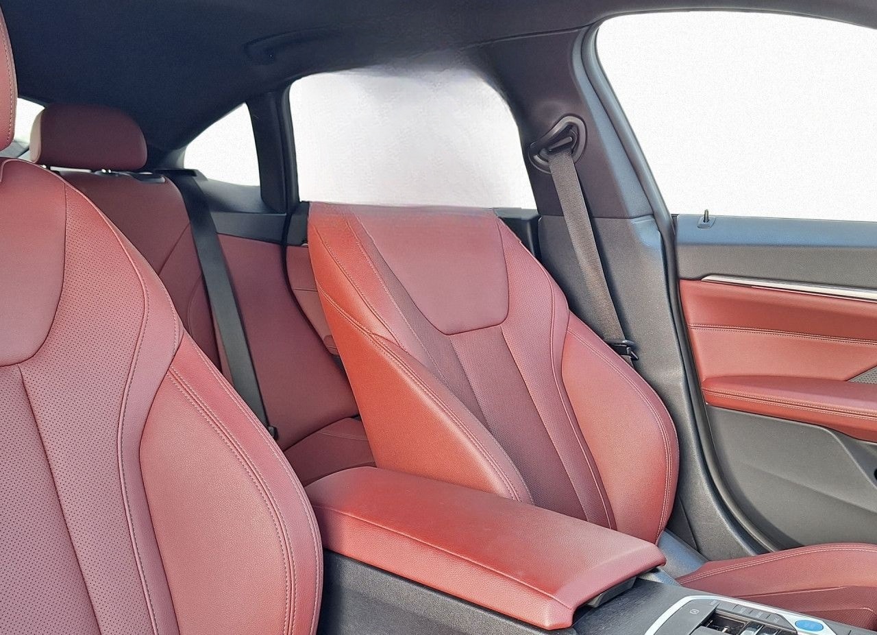 BMW i4 eDrive35 Gran Coupé M Sport Navi,RFK,HiFi foto 9