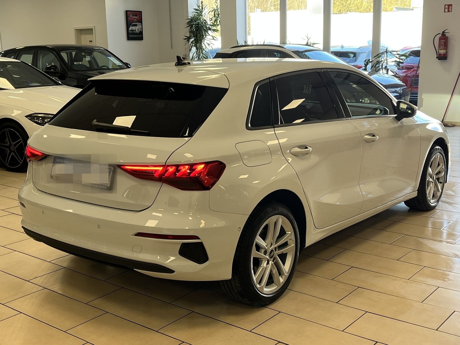 Audi A3 40 TFSI e S-Line*CarPlay*ACC*R-Cam*LED*SHZ*1H foto 4