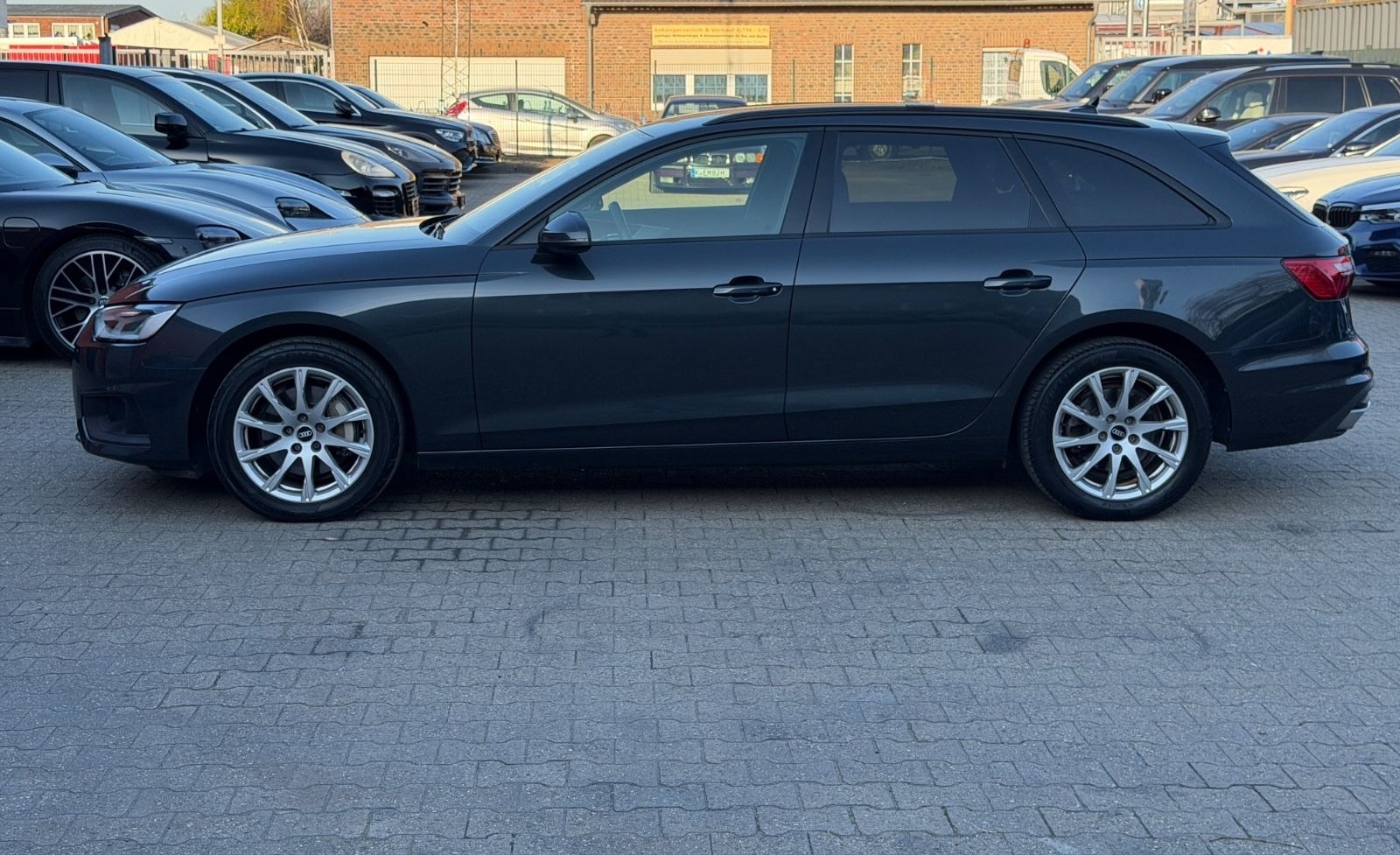 Audi A4 Avant 40 TDI LED/HeadUp/Kamera/Navi foto 9