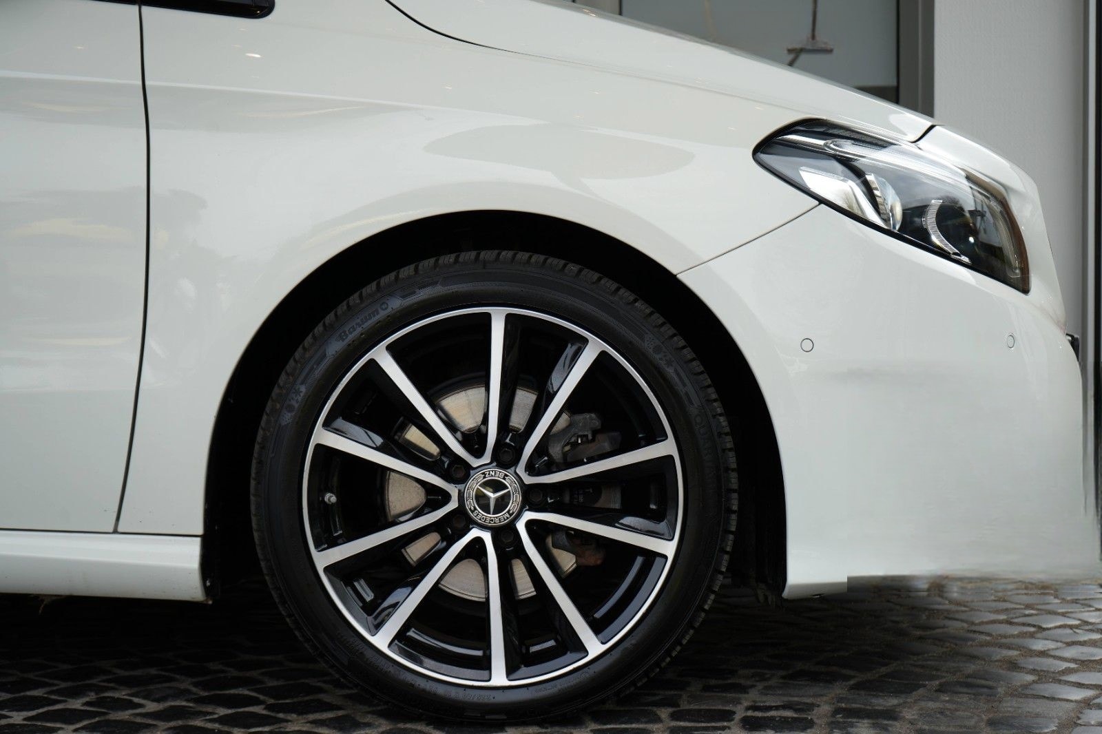 Mercedes-Benz B 220 4Matic Urban Style Edition NIGHT|BUSINESS foto 8