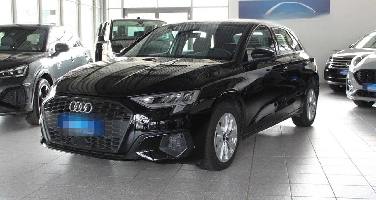 Audi A3 Sportback 40 TFSI e S-tronic LED Navi App DAB foto 1