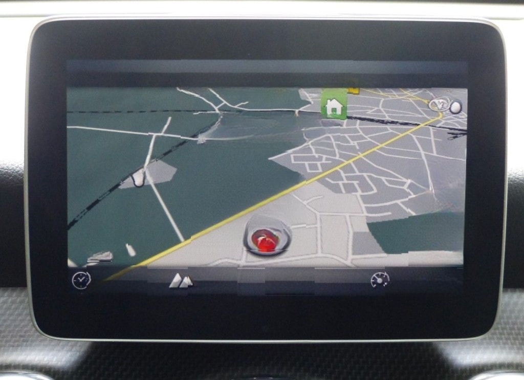 Mercedes-Benz GLA 250 4Matic Style Navi+Kamera+LED+Shzg+PDC+LM foto 12