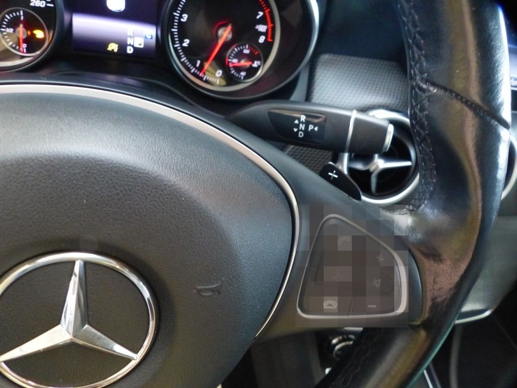 Mercedes-Benz GLA 250 4Matic Style Navi+Kamera+LED+Shzg+PDC+LM foto 21