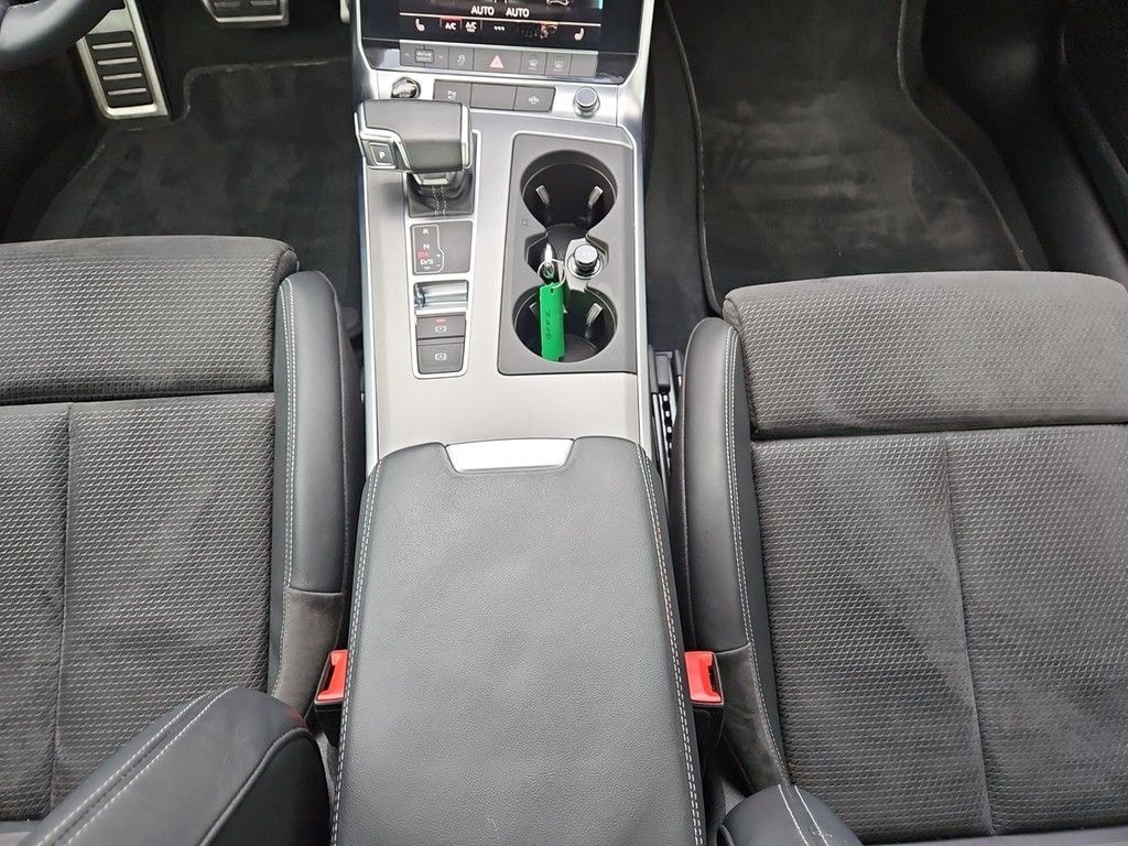 Audi A6 Avant sport 55 TFSI e quattro S tronic *SOH 9 foto 10