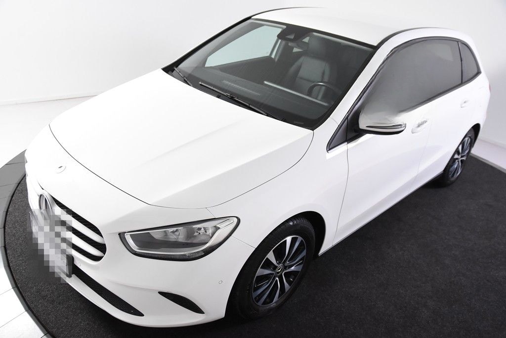 Mercedes-Benz B 180 Automatik *1.Hand*Navi*Leder*SHZ* foto 4