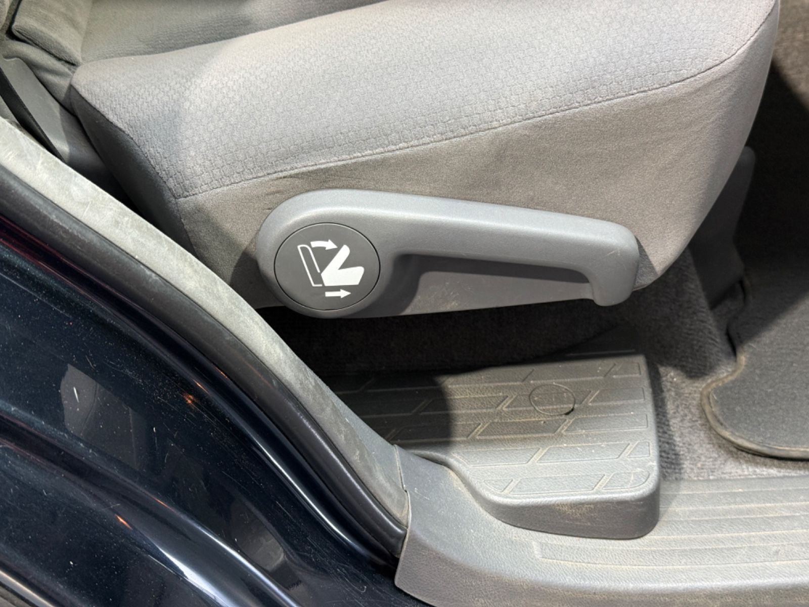 Toyota Land Cruiser 60th Anniversary 7-Sitz/Xenon/StHzg foto 18