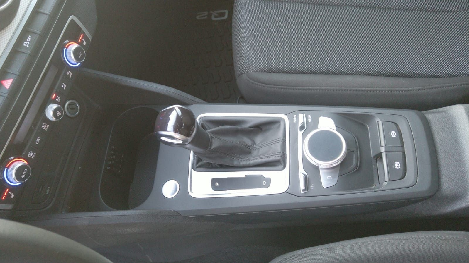 Audi Q2 35 1.5 TFSI STronic Navi Rückfahrkamera foto 11