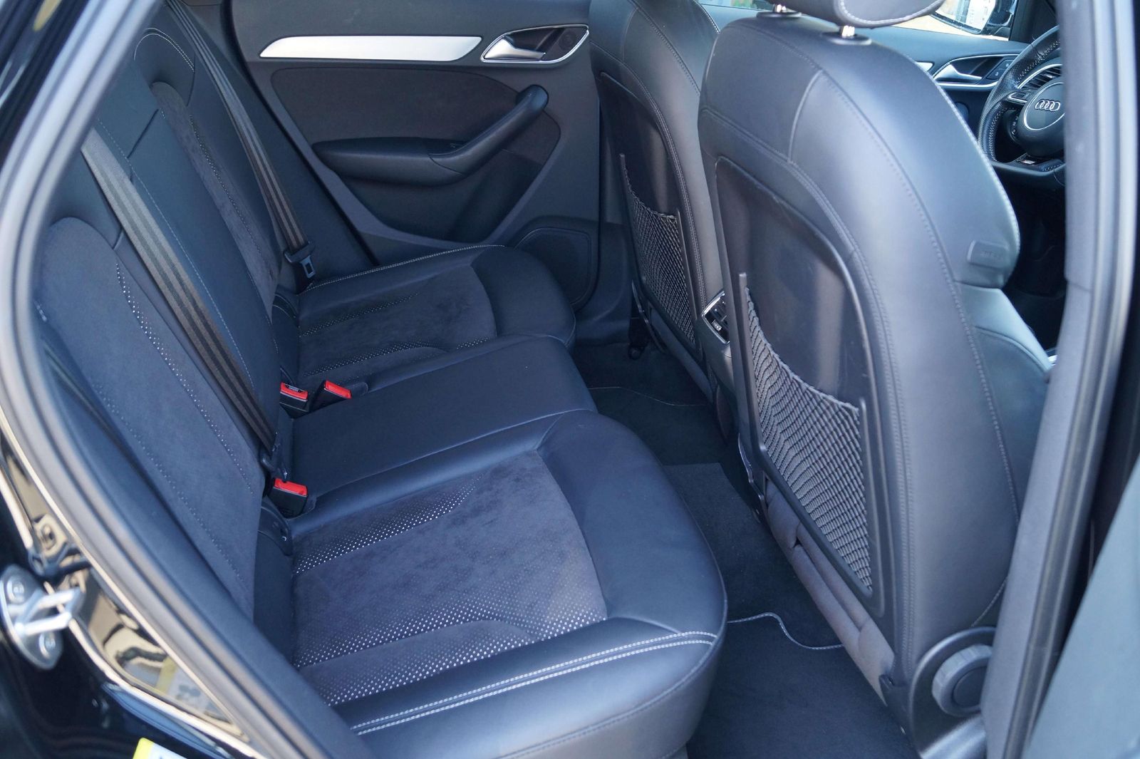 Audi Q3 sport quattro foto 14