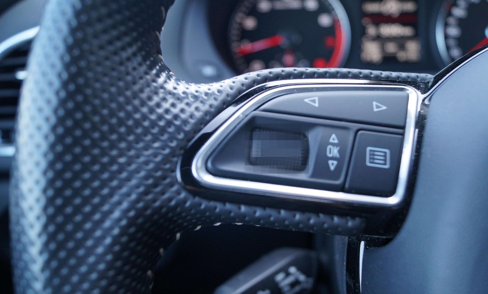 Audi Q3 sport quattro foto 10