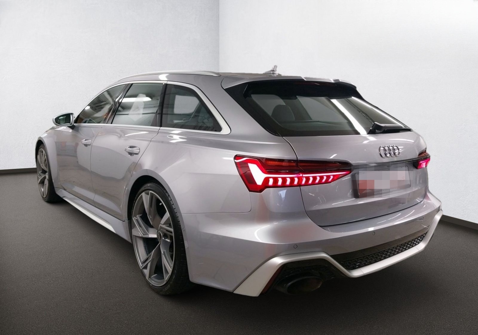 Audi RS 6 Avant quattro *AHK*NAVI*B&O*HUD*PANO*MATRIX foto 12