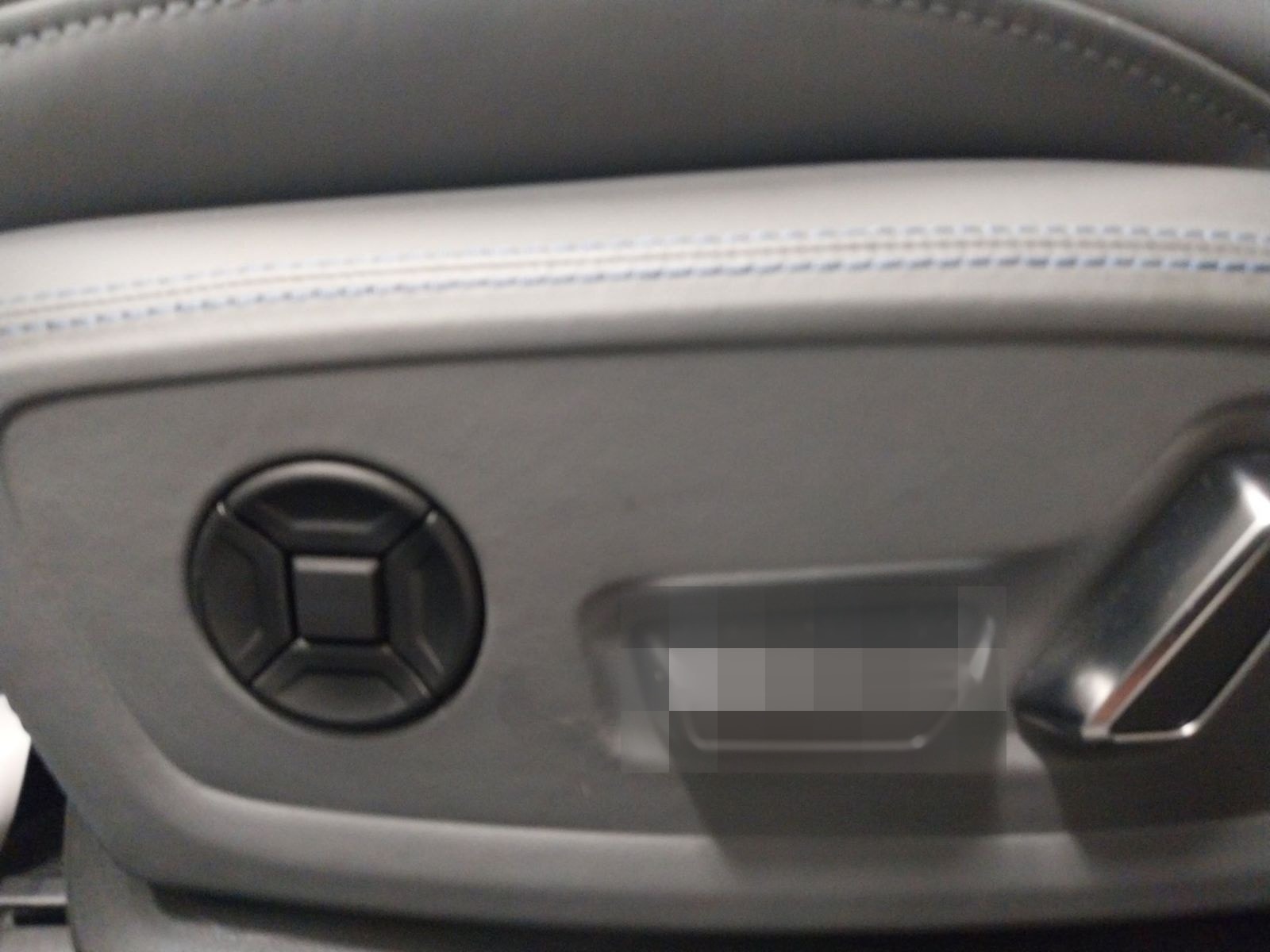 Audi RS 6 Avant quattro *AHK*NAVI*B&O*HUD*PANO*MATRIX foto 8