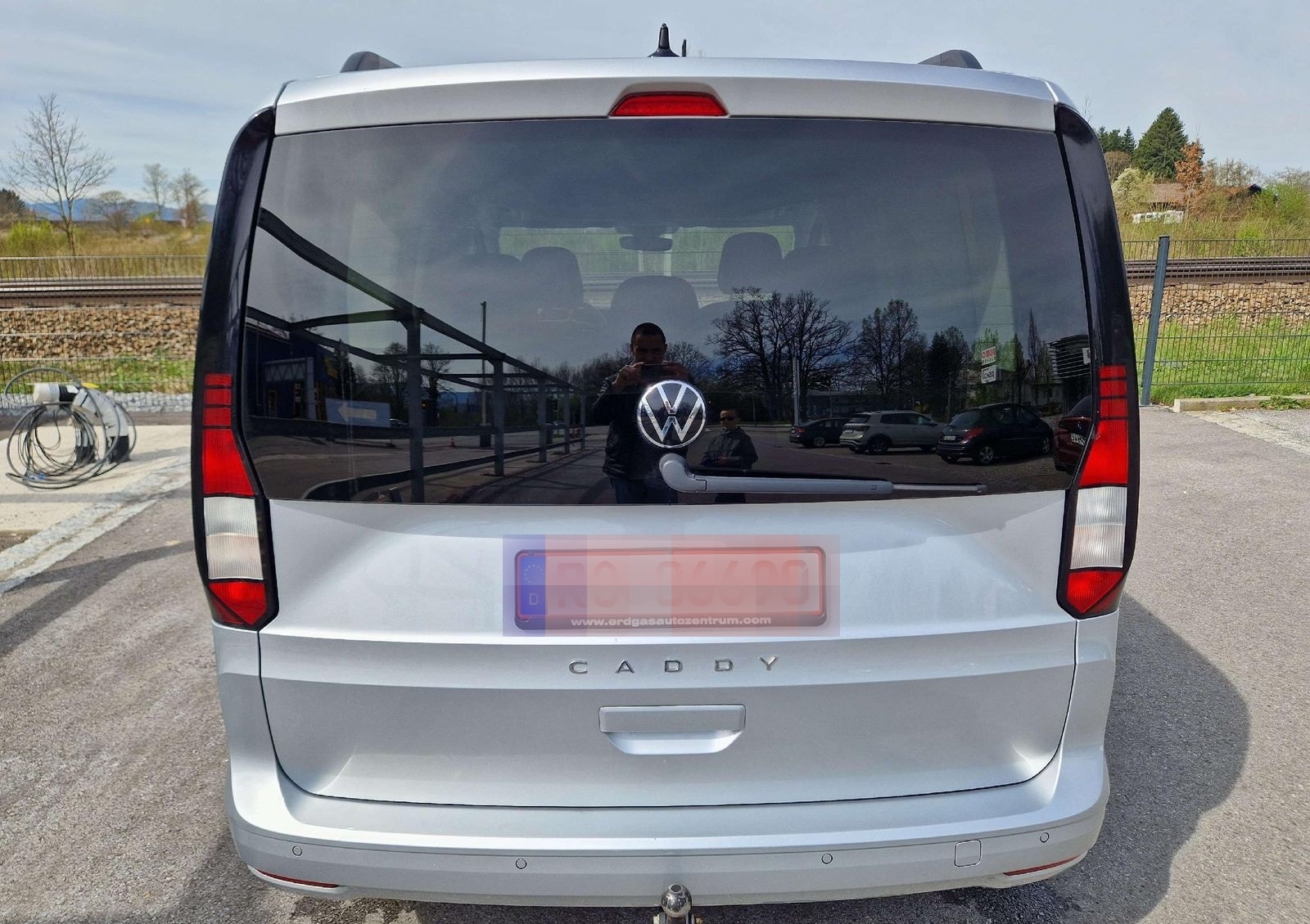 Volkswagen Caddy 1,5 TSI  Life  Anhängerkupplung Klima Temp foto 4