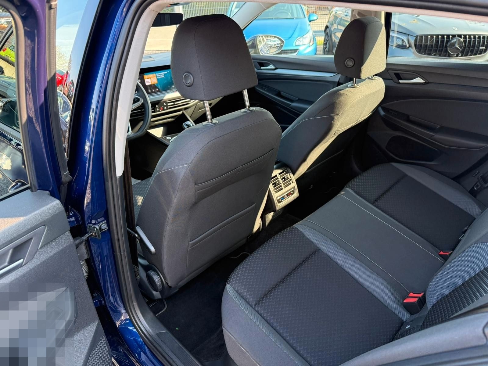 Volkswagen Golf VIII Lim. Active HUD ACC DAB STDHZG NAVI foto 15