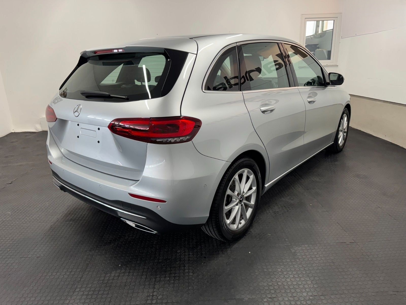 Mercedes-Benz B200d DCT PROGR*LEDER*HuD*LED*NAVI*KAMERA*SHZ* foto 8