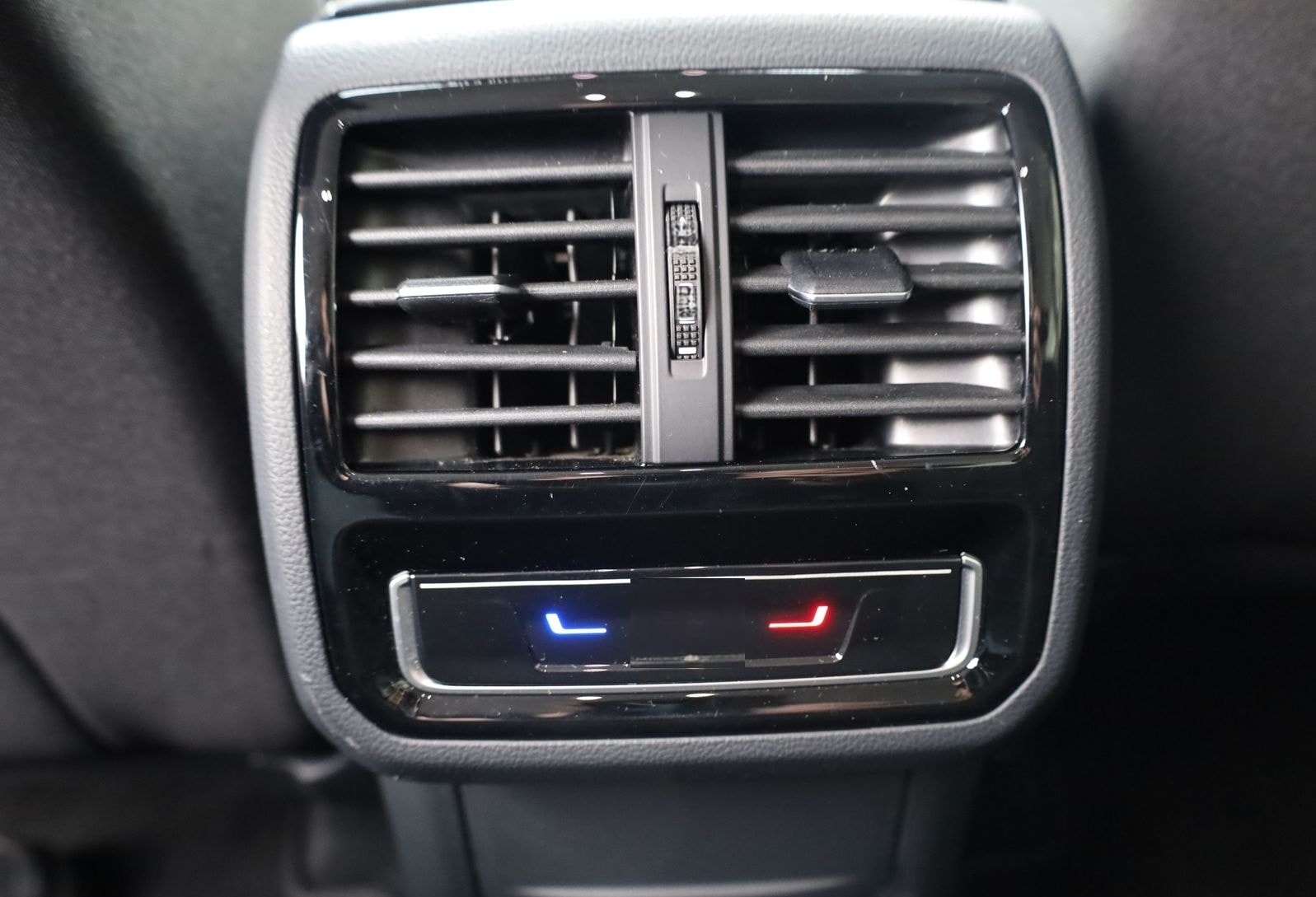 Volkswagen Passat Variant Business 2.0TDI*Kamera*ACC*AHK* foto 18