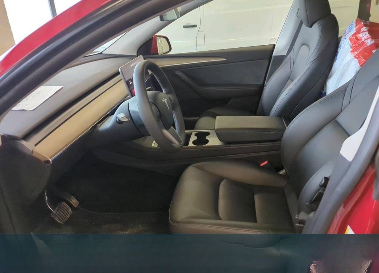 Tesla Model Y RWD foto 9