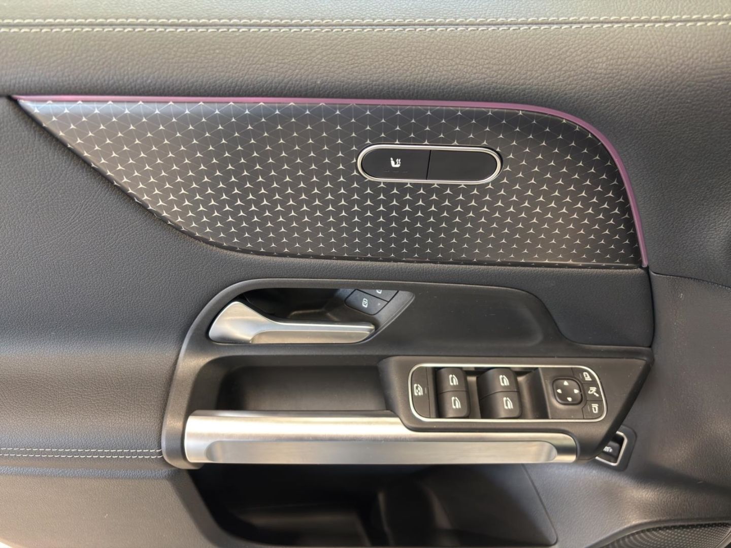 Mercedes-Benz EQB 350 4M PROGRESSIVE ADVANCED PLUS KAMER+SOUND foto 11