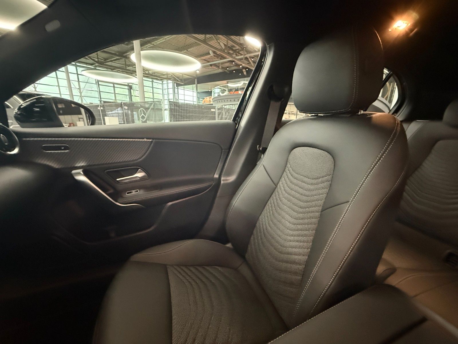 Mercedes-Benz A 250 e foto 19