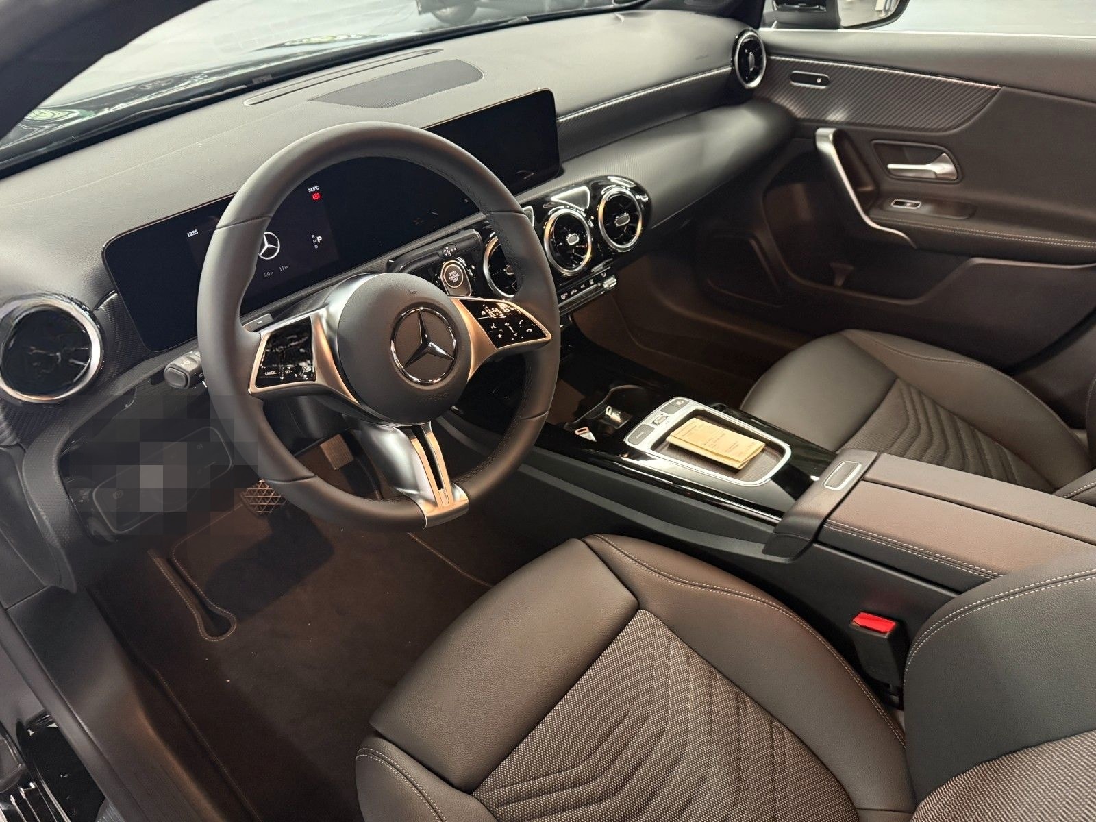 Mercedes-Benz A 250 e foto 9