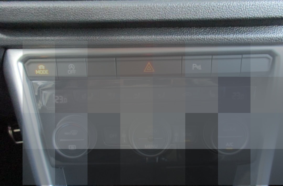 Volkswagen T-ROC Active 1,5 TSI DSG eKlappe,RearView,ACC foto 13