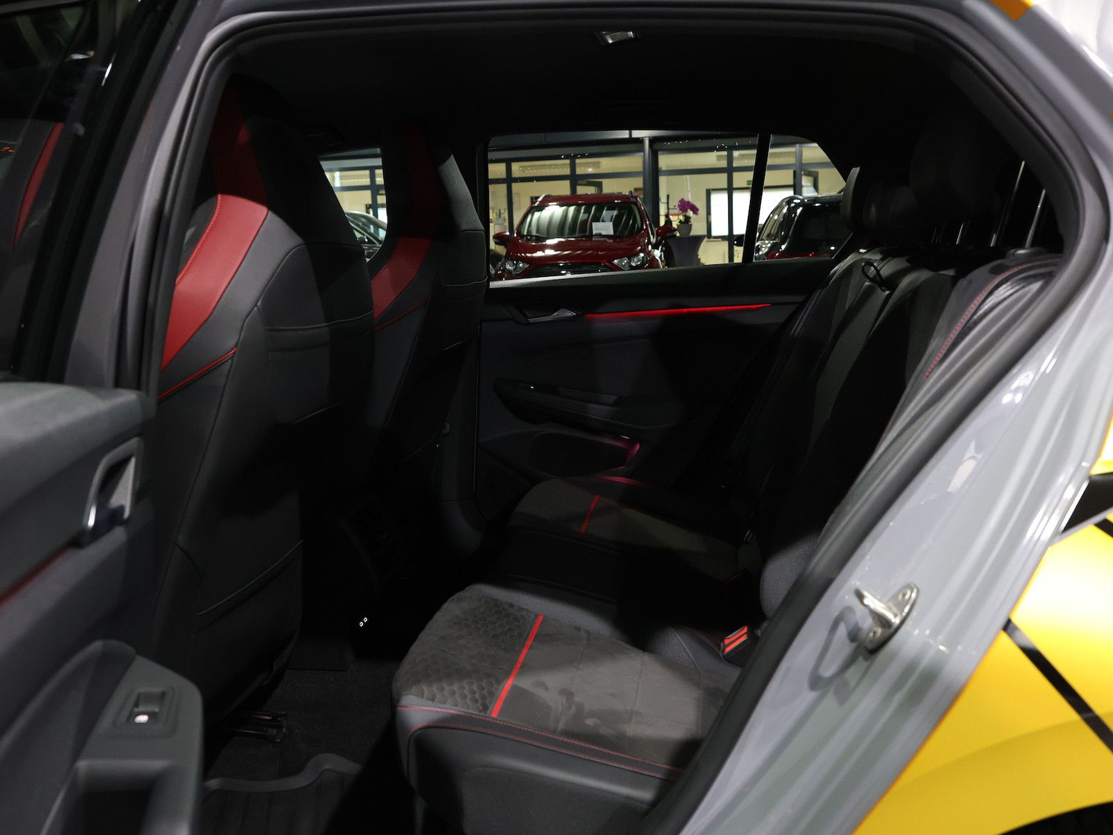 Volkswagen Golf GTI VIII 2.0 TSI DSG CLUBSPORT EINZELSTÜCK foto 19